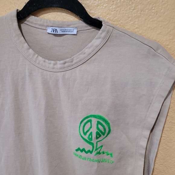 Zara unknown friends society - Picture 5 of 7